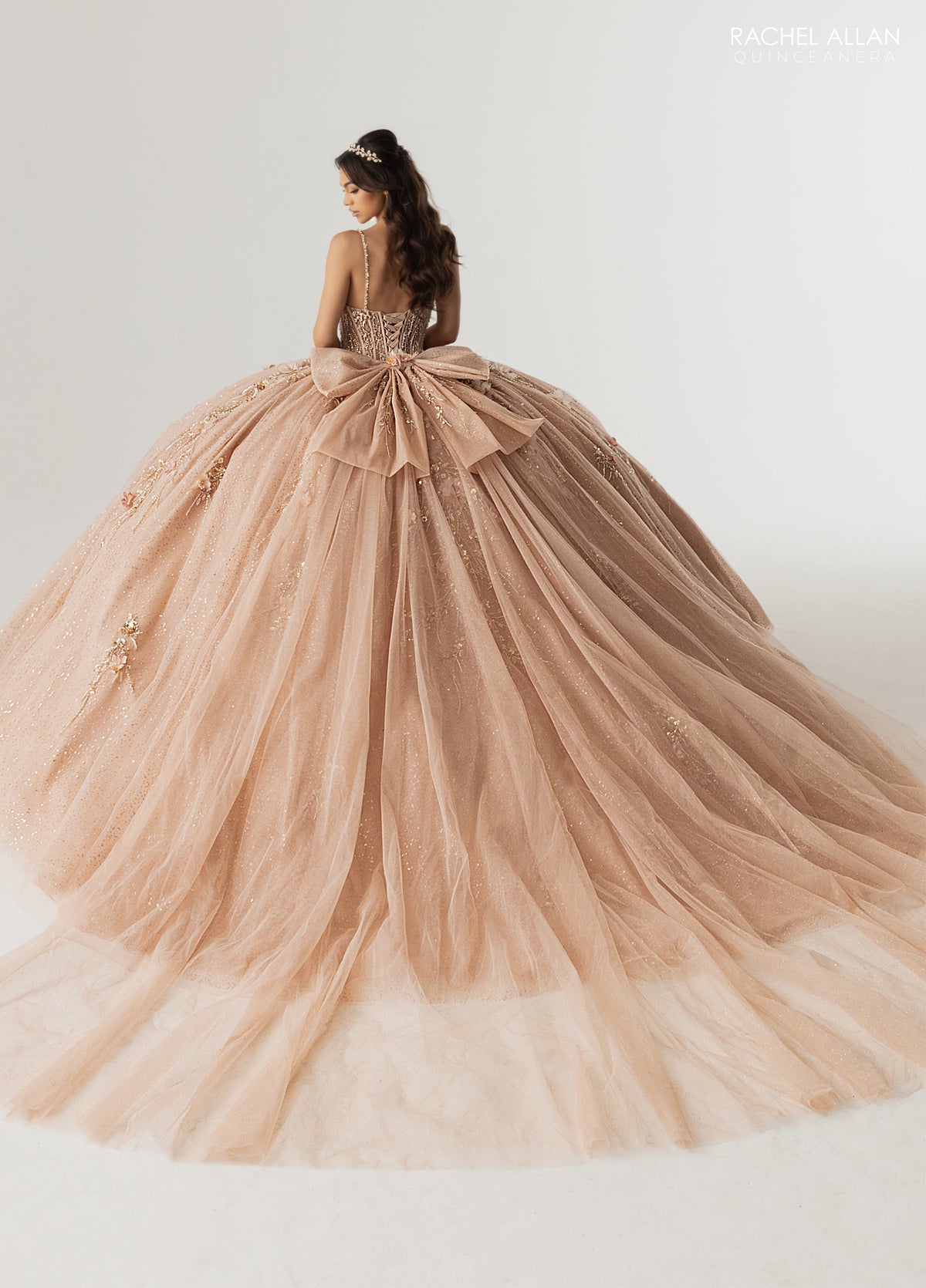 Style RQ3170